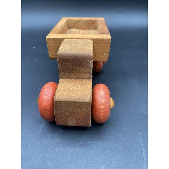 The Montgomery Schoolhouse Inc Vermont Toy Truck Wooden Wheels Turn Freely - Picture 5 of 11